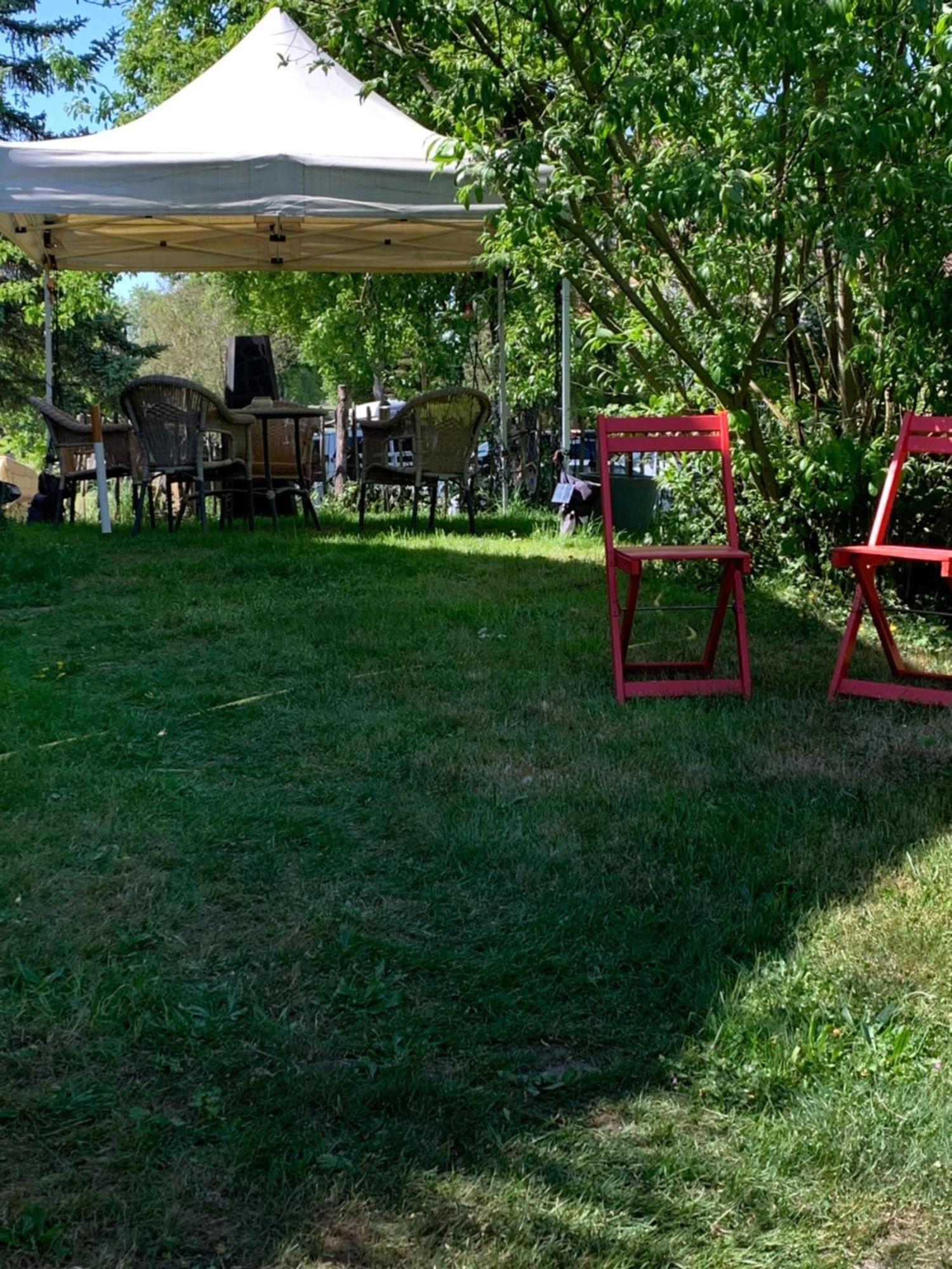 Das Haus Am Teich Besitz Buitenkant foto